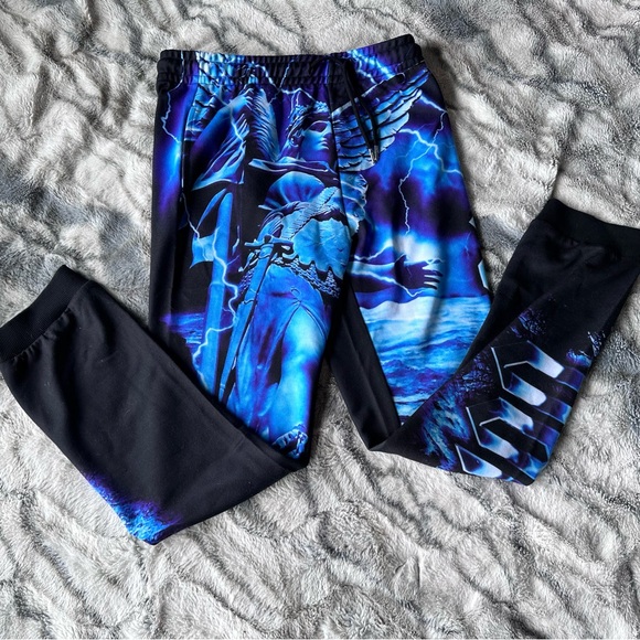 NWT Current mood ‘cityscape graphic’ sweats (xs) - Picture 4 of 5